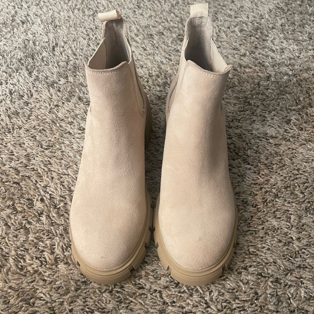Steve Madden booties